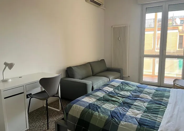 Guesthost - Comfy In San Donato
