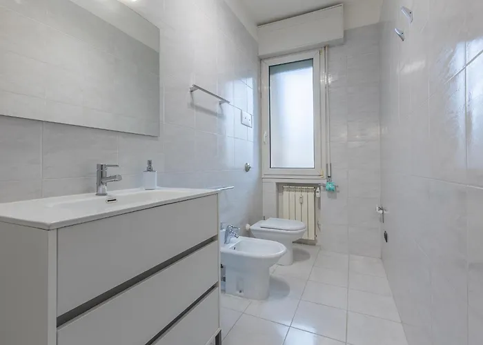 Guesthost - Comfy In San Donato Апартаменты *