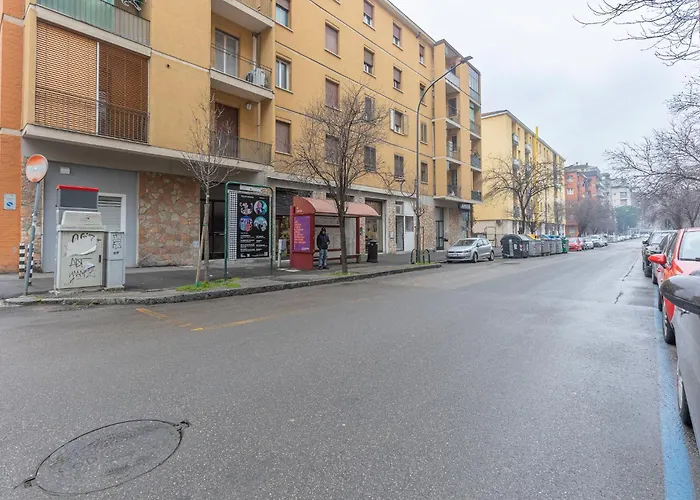 Guesthost - Comfy In San Donato Bolonia