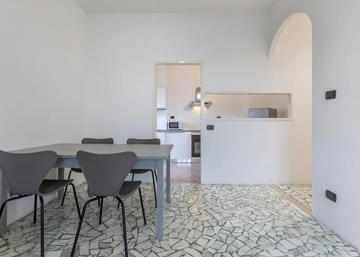 Daire Guesthost - Comfy In San Donato